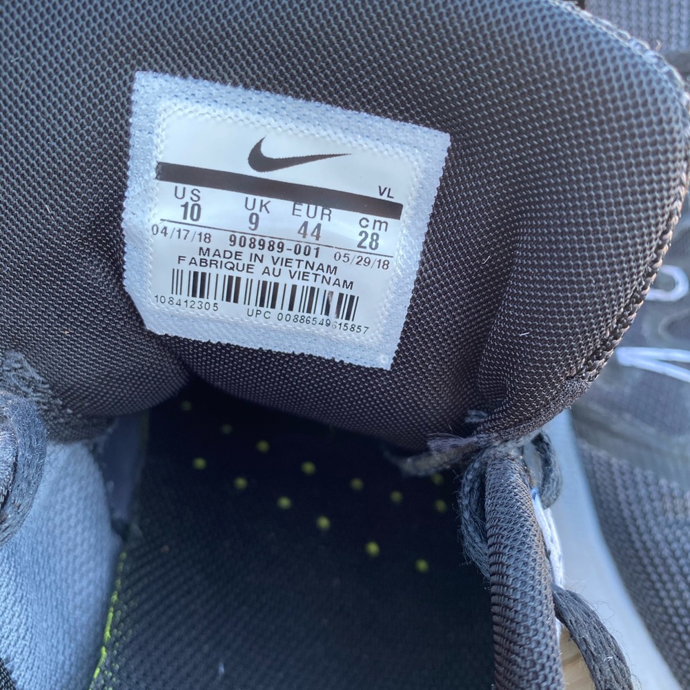 Nike’s - Picture 3 of 7